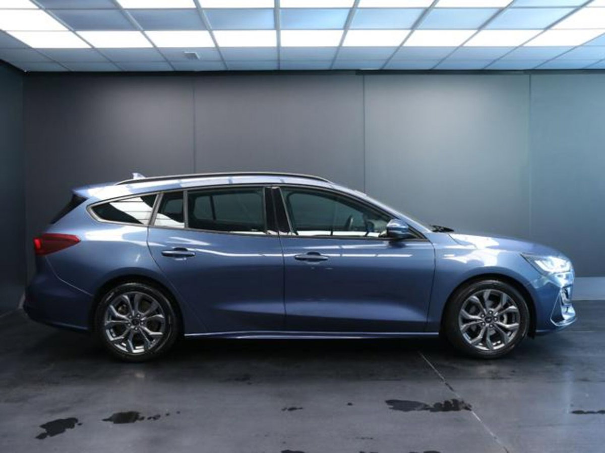 Ford Focus Station Wagon 1.5 EcoBlue 115 CV automatico SW ST-Line Design (6)