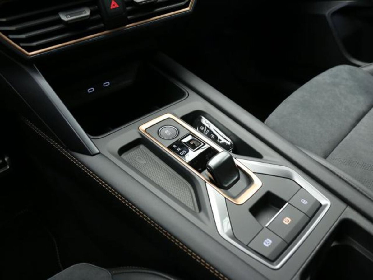 Cupra Formentor 1.5 hybrid 150cv dsg (13)