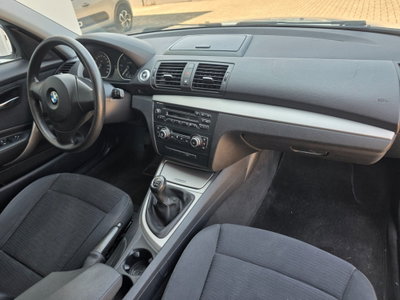 BMW Serie 1 116d 2.0 116CV cat 5 porte Futura DPF (12)