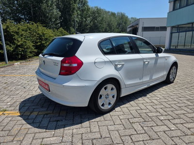 BMW Serie 1 116d 2.0 116CV cat 5 porte Futura DPF (6)