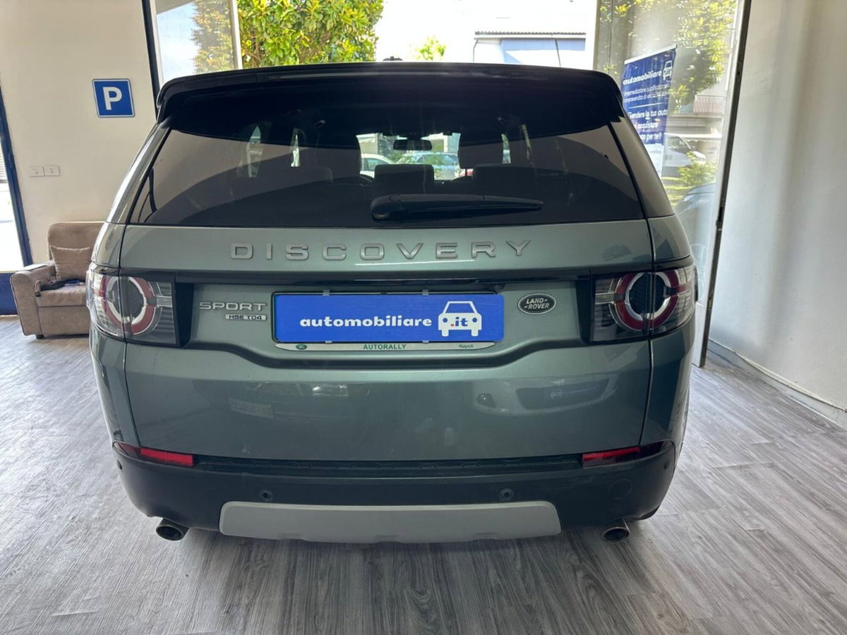 Land Rover Discovery Sport 2.2 TD4 HSE (3)