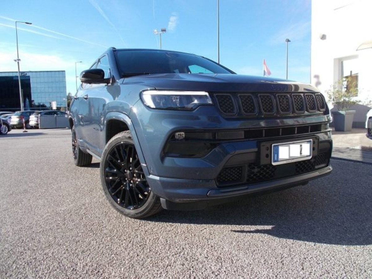 Jeep Compass 1.3 T4 240CV PHEV AT6 4xe S (3)