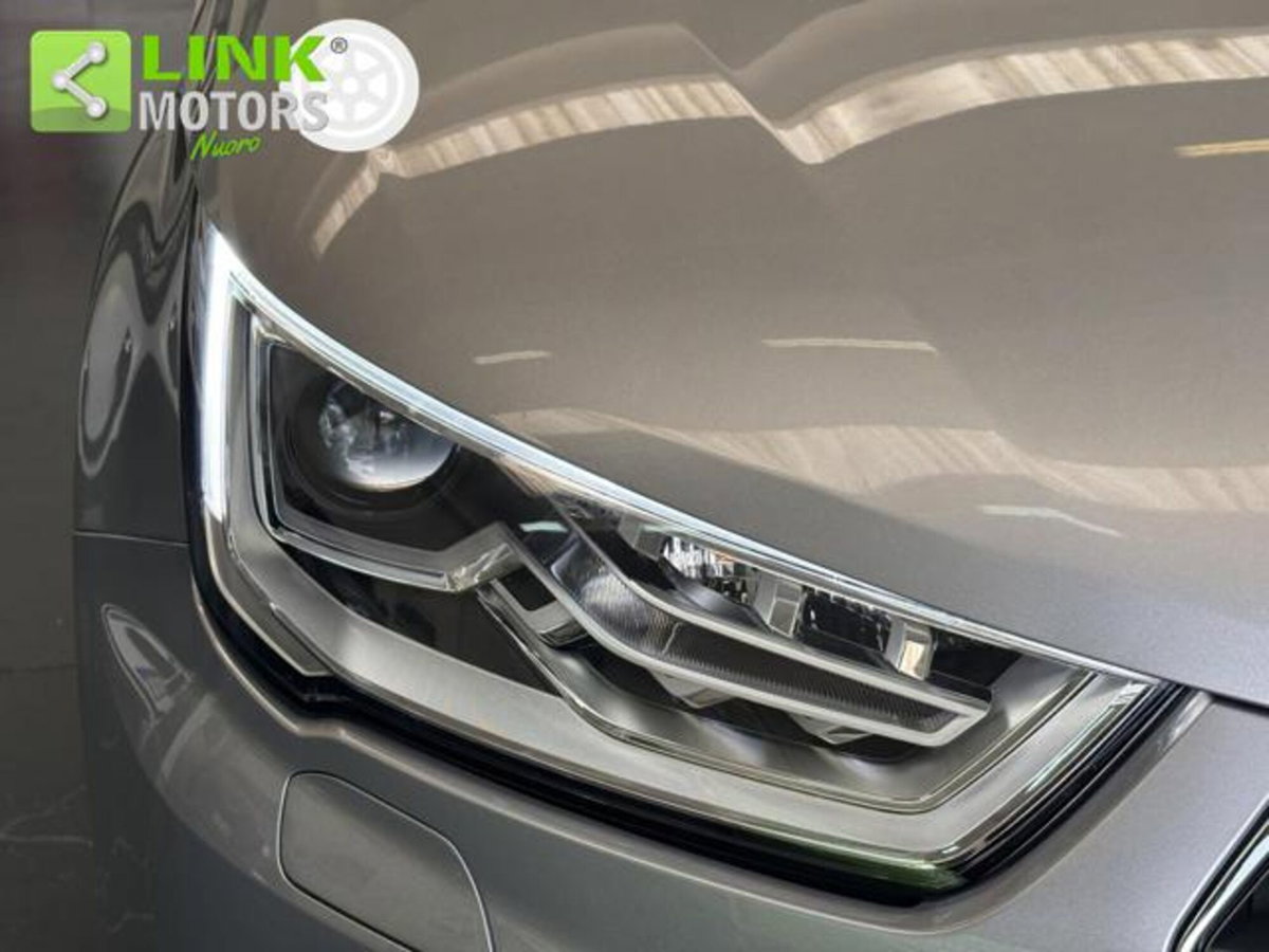 Audi A1 Sportback 1.6 TDI 116 CV Sport (9)