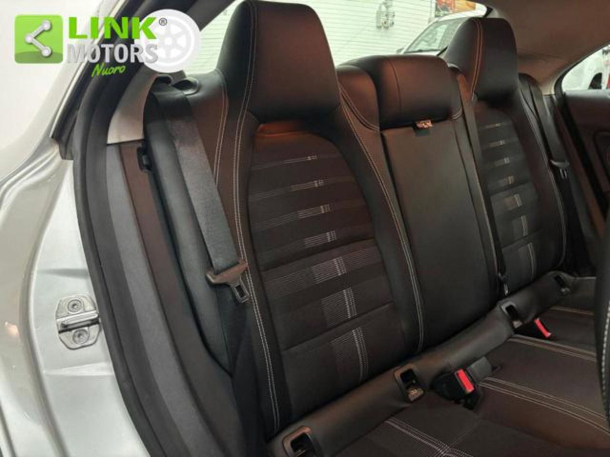 Mercedes-Benz CLA 200 d Automatic Sport (12)