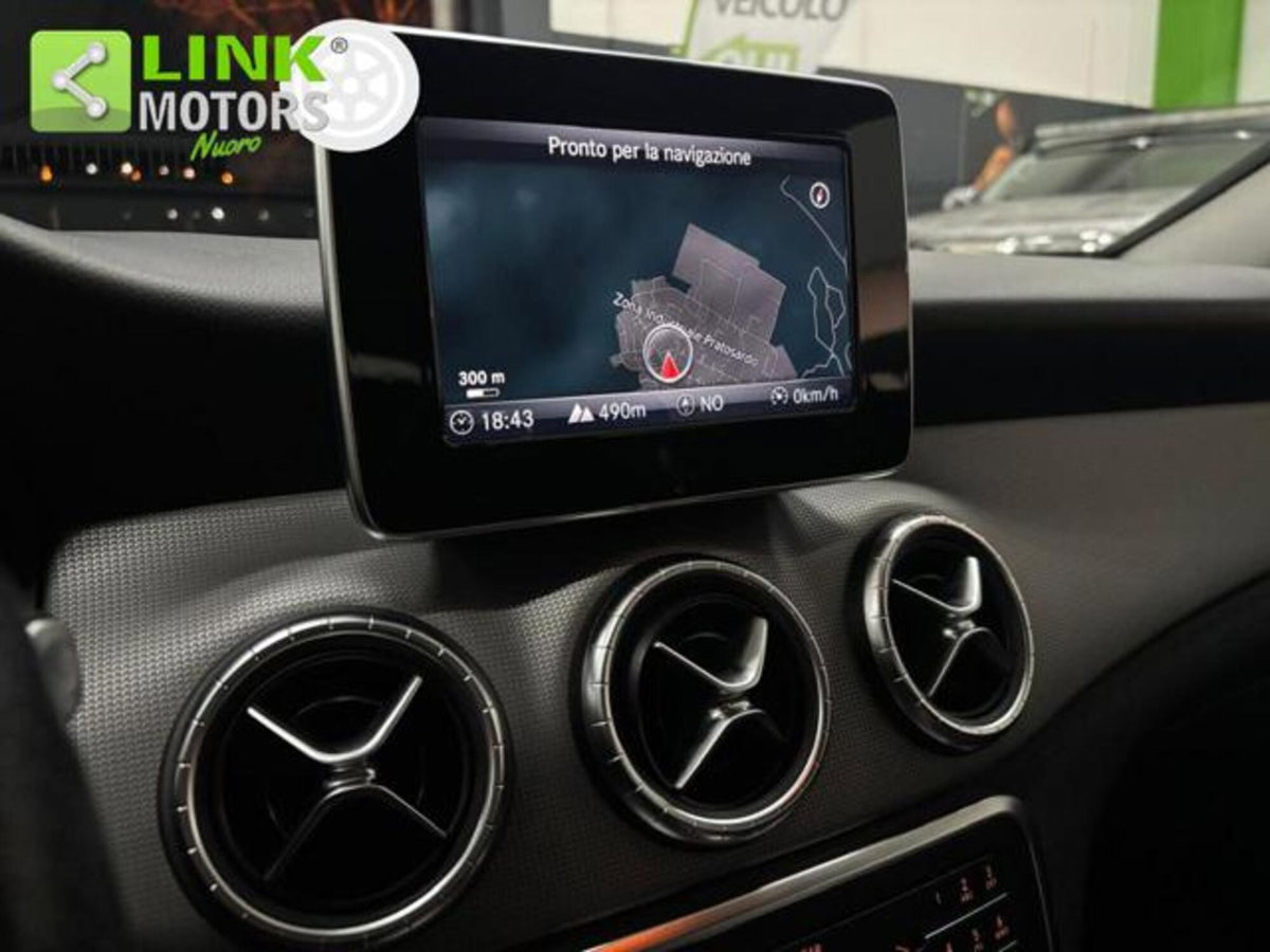Mercedes-Benz CLA 200 d Automatic Sport (18)