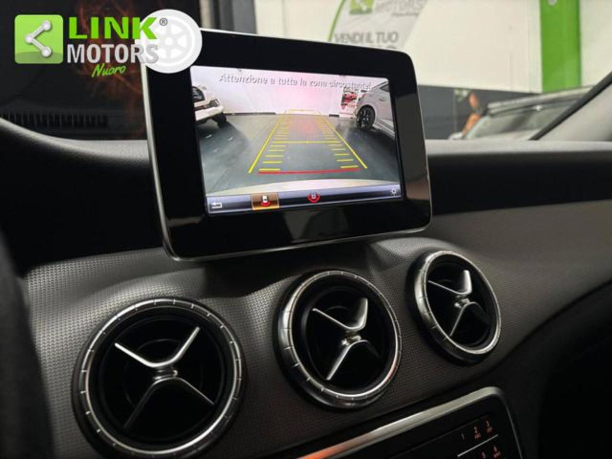 Mercedes-Benz CLA 200 d Automatic Sport (19)