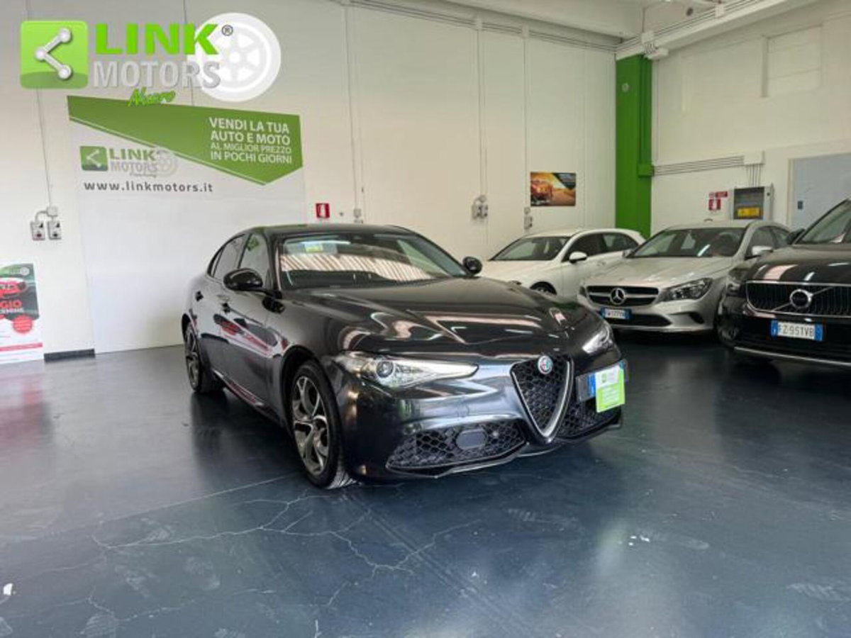 Alfa Romeo Giulia 2.2 Turbodiesel 210 CV AT8 AWD Q4 Veloce (7)
