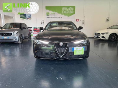 Alfa Romeo Giulia 2.2 Turbodiesel 210 CV AT8 AWD Q4 Veloce (8)