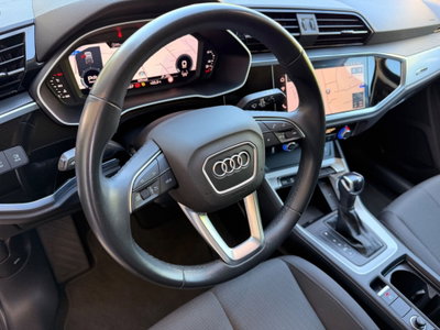 Audi Q3 35 TDI quattro S tronic Business (11)