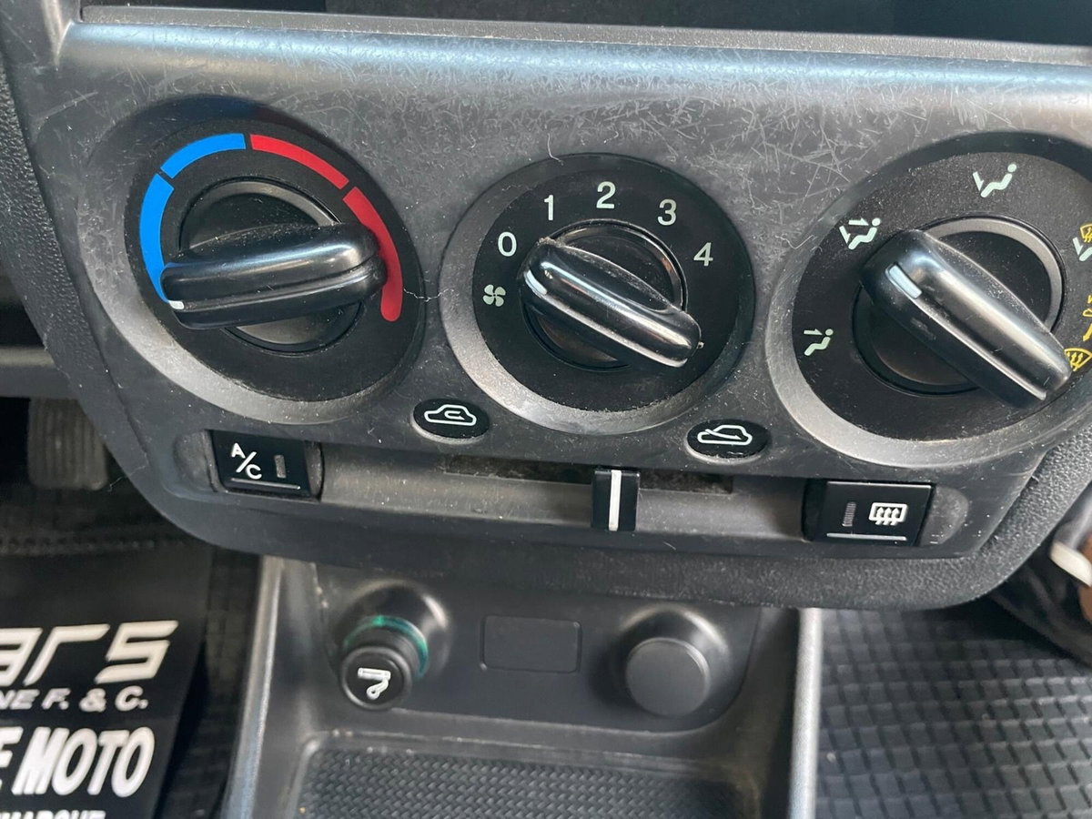 Hyundai Getz CRDi VGT 16V 5p. Active (12)