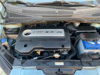 Hyundai Getz CRDi VGT 16V 5p. Active (14)