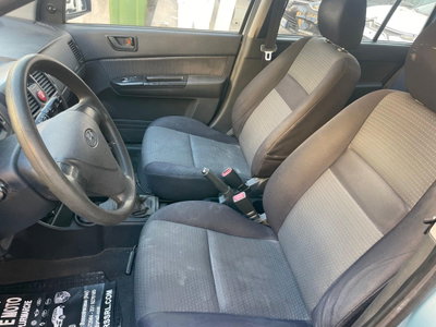 Hyundai Getz CRDi VGT 16V 5p. Active (8)