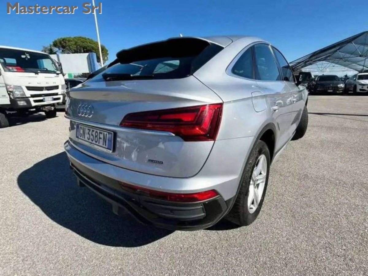 Audi Q5 Sportback Sportback 40 2.0 tdi mhev 12V quattro s-tronic (7)