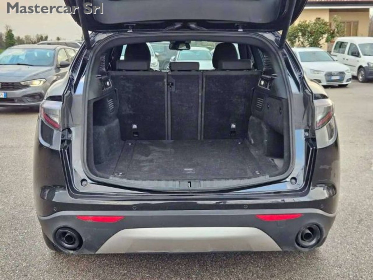 Alfa Romeo Stelvio 2.2 t Intensa Q4 210cv auto (15)