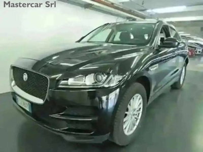 Jaguar F-Pace 2.0 D 180 CV AWD Pure (8)