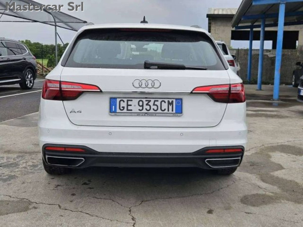 Audi A4 Avant 2.0 TDI ultra 163CV Business (5)
