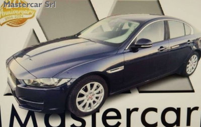 Jaguar XE 2.0 D Turbo 180CV Pure usata