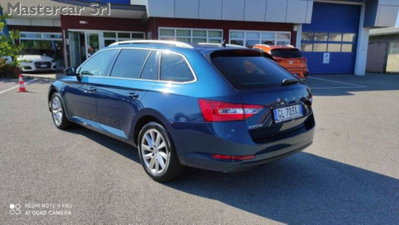 Skoda Superb Station Wagon 2.0 TDI EVO 200 CV SCR DSG Wagon 4x4 Executive (4)