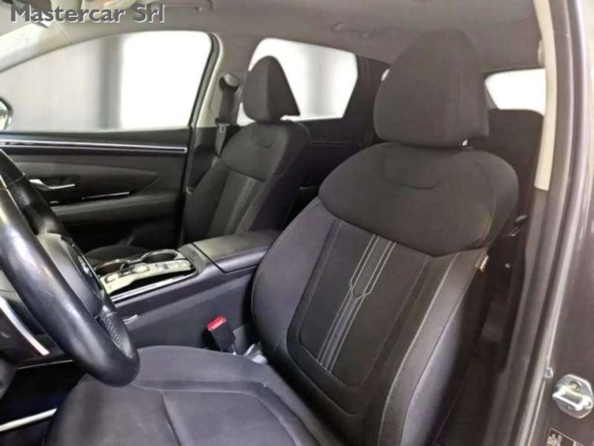 Hyundai Tucson 1.6 hev Xline 2wd auto (6)