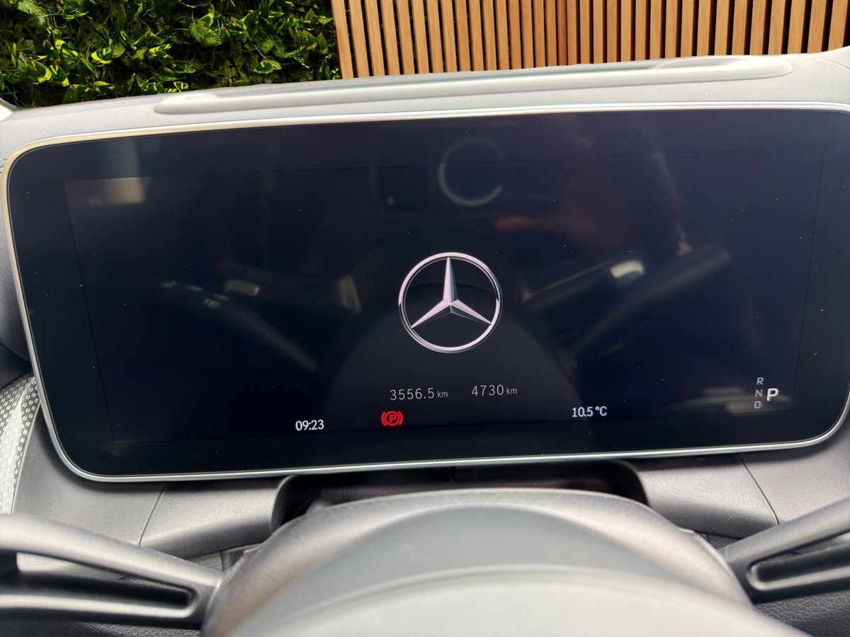 Mercedes-Benz GLC 220 d 4Matic Mild Hybrid AMG Premium Plus (11)