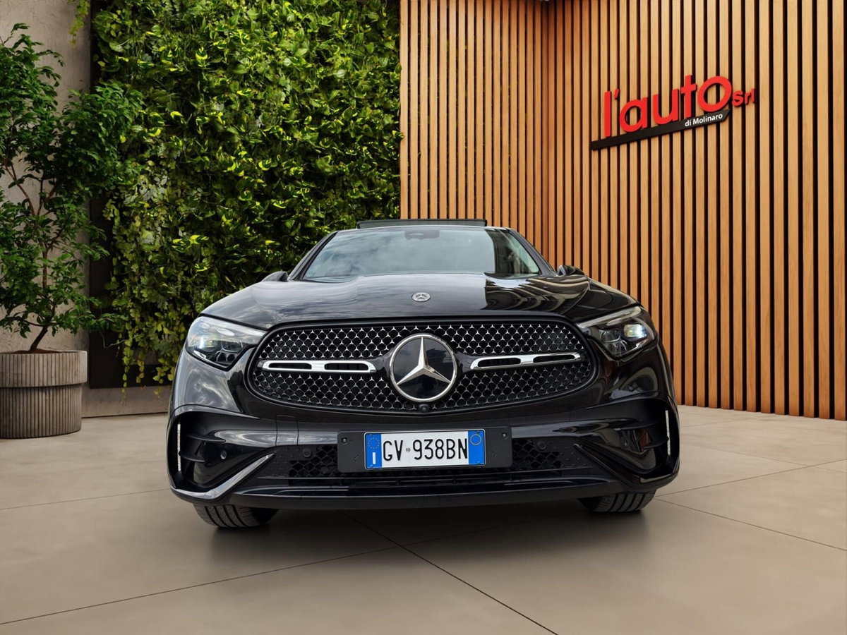 Mercedes-Benz GLC 220 d 4Matic Mild Hybrid AMG Premium Plus (2)