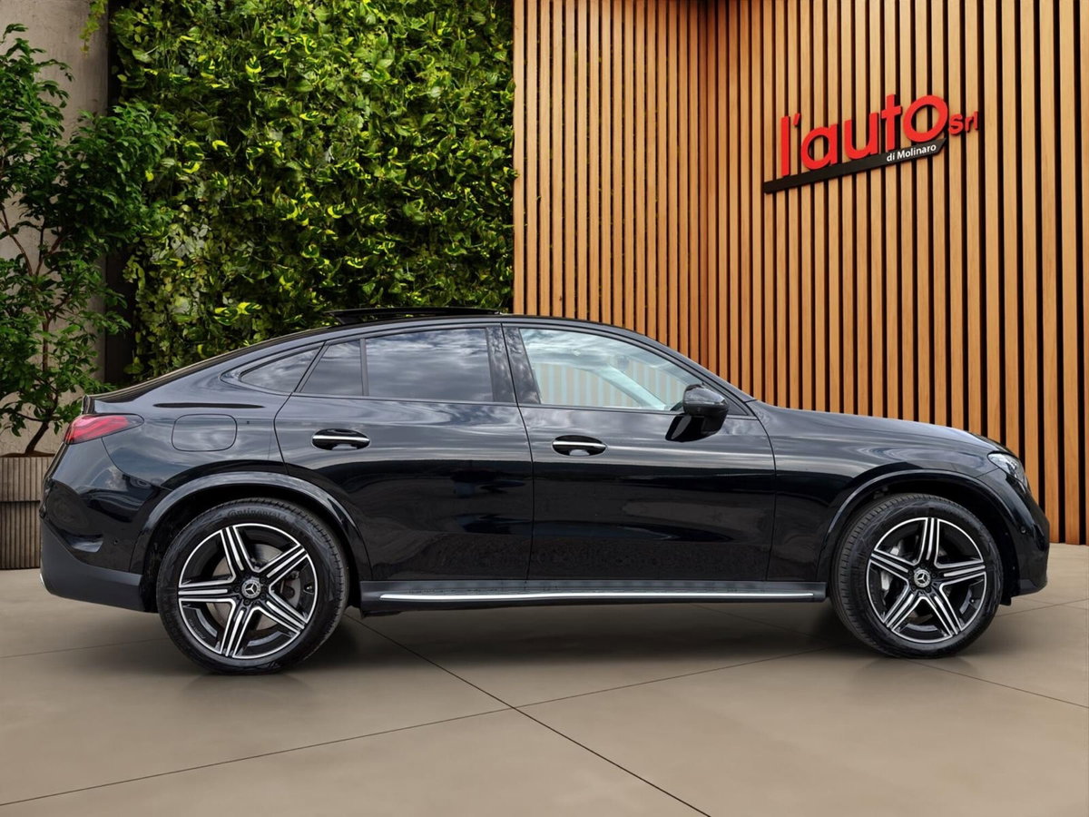 Mercedes-Benz GLC 220 d 4Matic Mild Hybrid AMG Premium Plus (4)