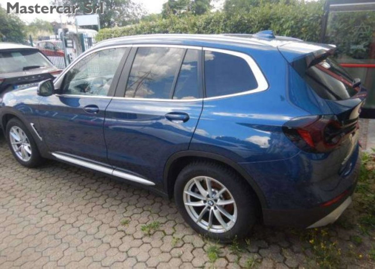 BMW X3 xdrive20d mhev 48V auto (3)