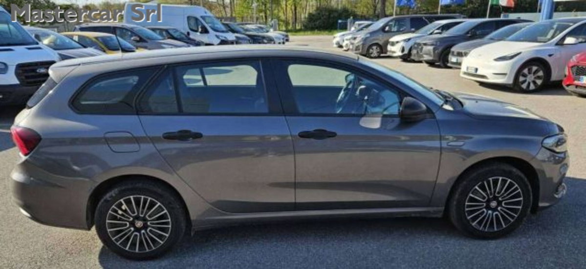 Fiat Tipo Station Wagon Tipo SW 1.0 t3 Cross 100cv (6)