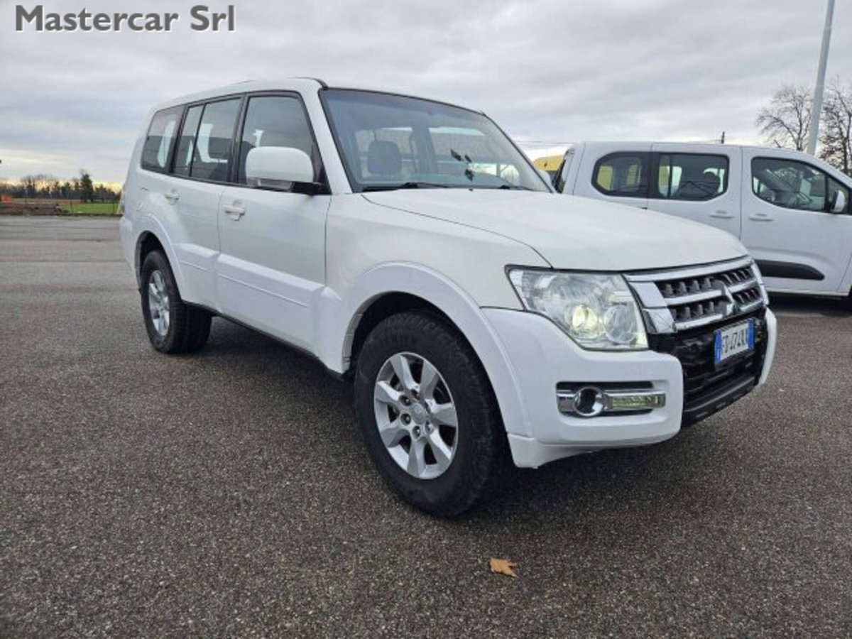 Mitsubishi Pajero 3.2 DI-D 16V aut. 5p. Instyle DPF (8)