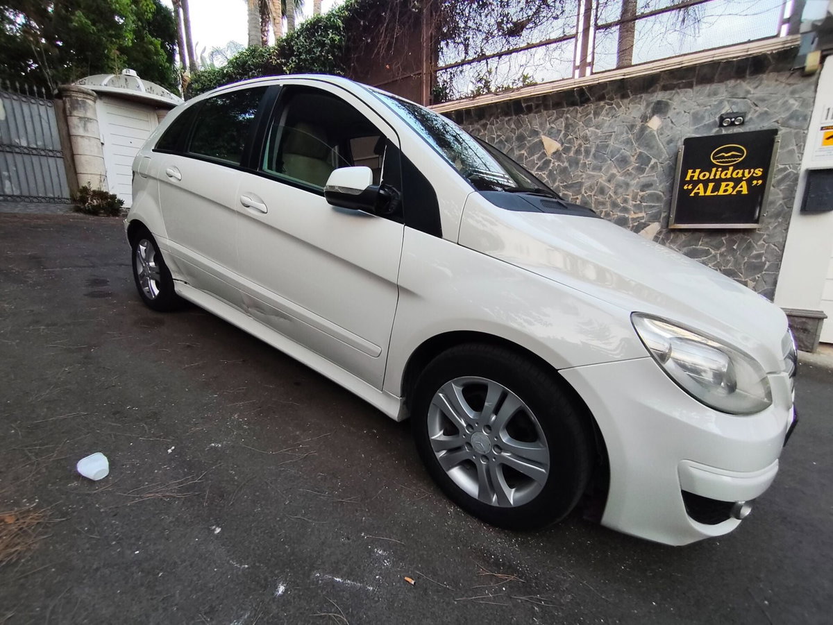 Mercedes-Benz Classe B 180 CDI Premium (8)