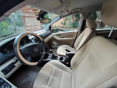Mercedes-Benz Classe B 180 CDI Premium (9)