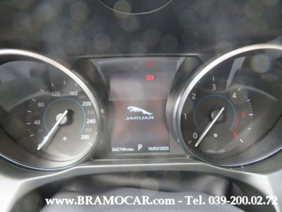 Jaguar XF 2.0 D 163 CV Pure (15)