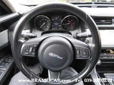 Jaguar XF 2.0 D 163 CV Pure (16)