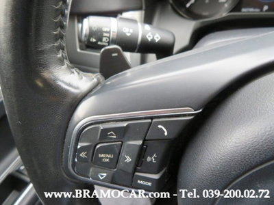 Jaguar XF 2.0 D 163 CV Pure (18)