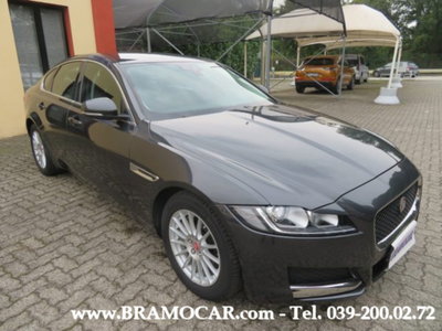 Jaguar XF 2.0 D 163 CV Pure (4)