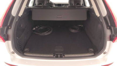 Volvo XC60 T6 Recharge AWD Plug-in Hybrid automatico Core (16)