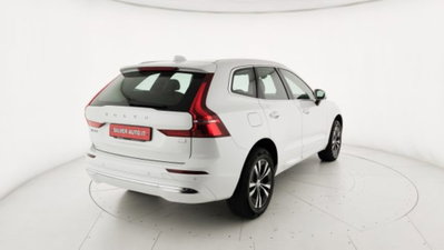 Volvo XC60 T6 Recharge AWD Plug-in Hybrid automatico Core (7)