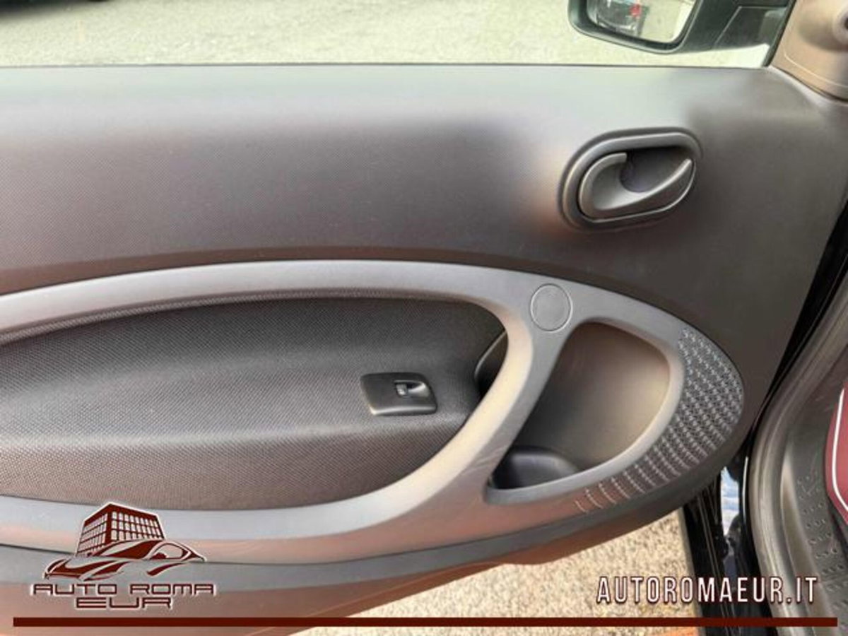 smart Fortwo EQ Racingreen (22kW) (10)