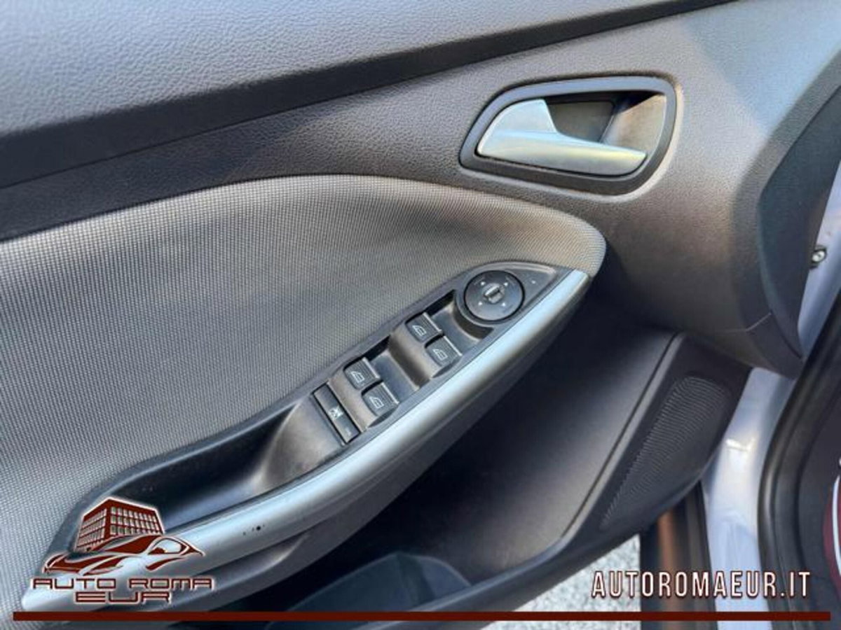 Ford Focus Station Wagon 1.6 120 CV GPL SW Plus (9)