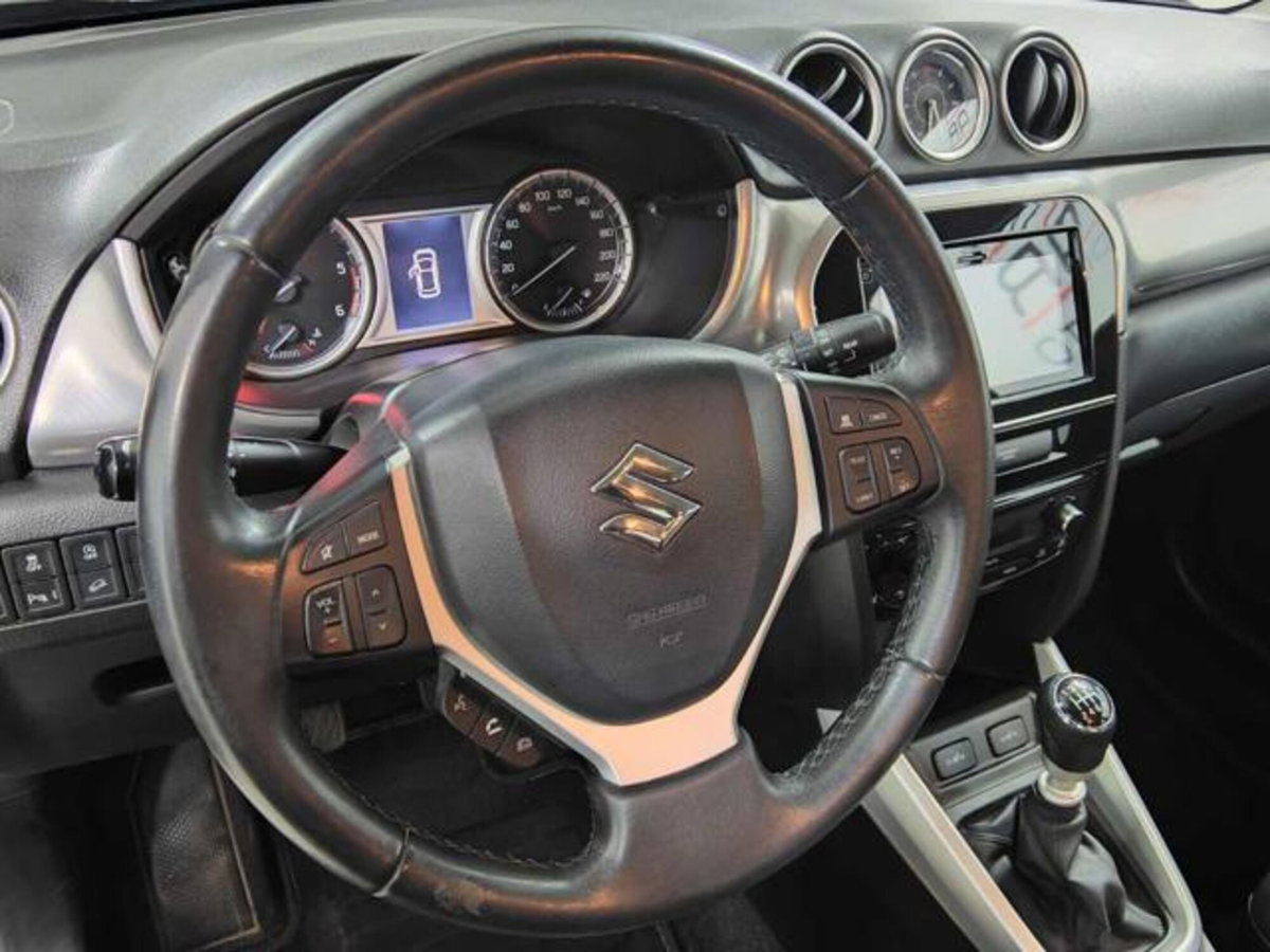 Suzuki Vitara 1.6 DDiS 4WD AllGrip V-Top (5)