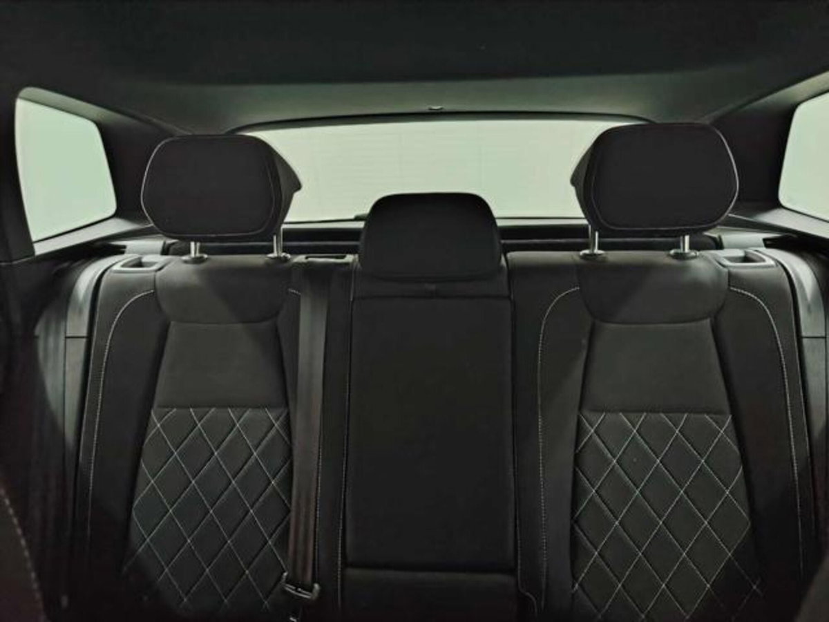 Skoda Karoq 1.6 TDI SCR Style (7)