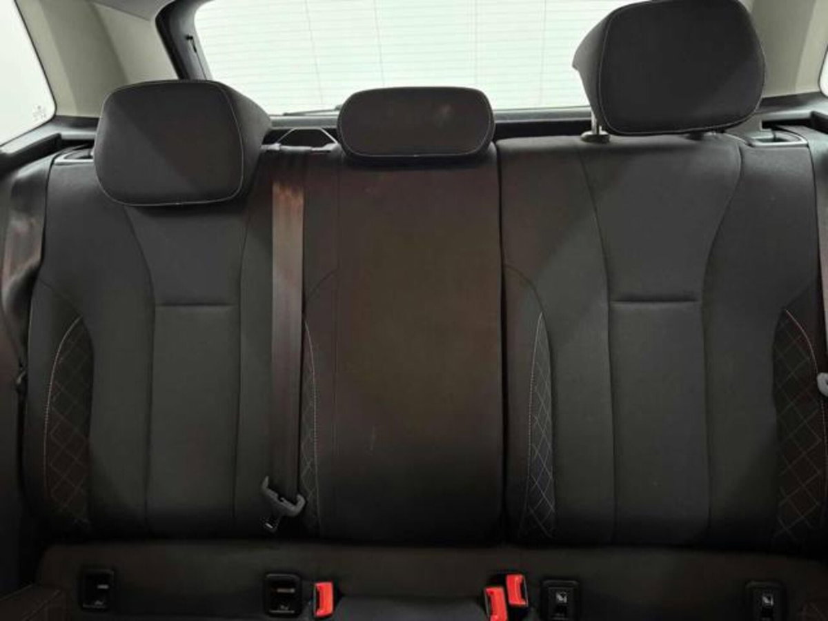 Skoda Kamiq 1.0 TSI Ambition (6)