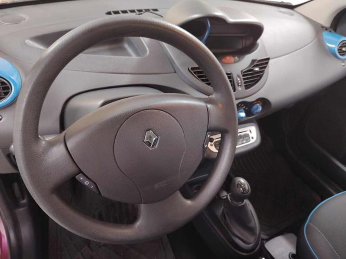 Renault Twingo 1.2 16V Live (6)