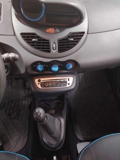 Renault Twingo 1.2 16V Live (7)