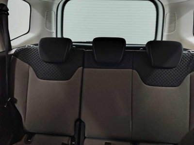 Ford Tourneo Courier 1.5 TDCI 75 CV Titanium (7)