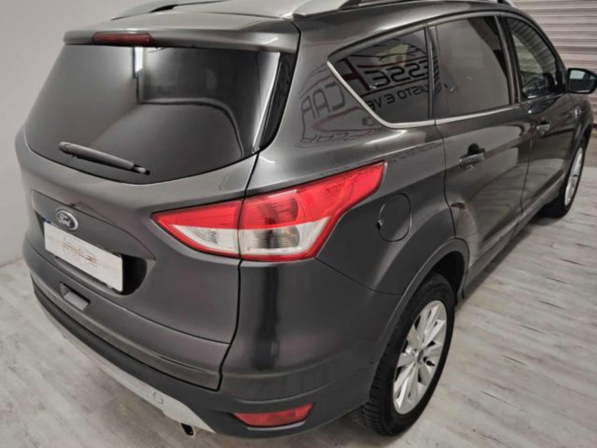 Ford Kuga 2.0 TDCI 120 CV S&S 2WD Titanium (4)