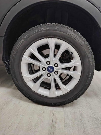 Ford Kuga 1.5 EcoBoost 120 CV 2WD Titanium (5)