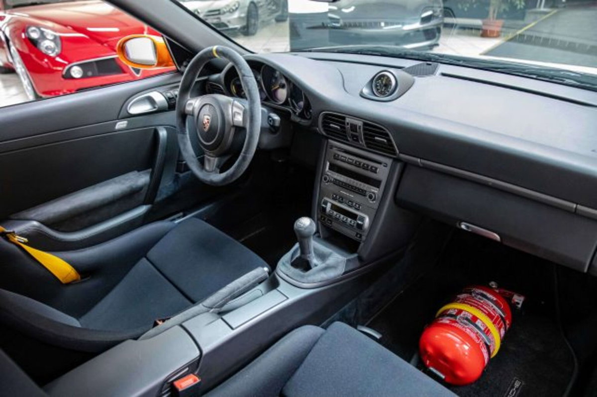 Porsche 911 Coupé GT3 (10)