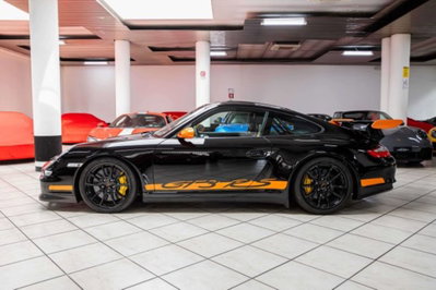 Porsche 911 Coupé GT3 (4)