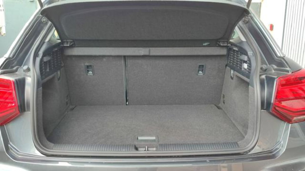 Audi Q2 Q2 30 TDI (14)